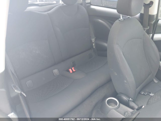 2010 MINI COOPER S WMWMF7C57ATX44661 Photo 7