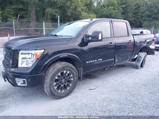 Nissan Titan Pro-4x 2018 1N6AA1E56JN537422 Image 2