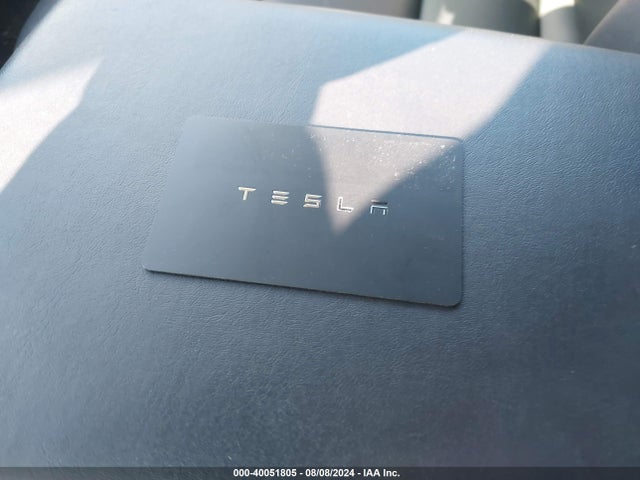 Tesla Model 3 Long Range/mid Range 2018 5YJ3E1EA8JF017718 Image 11