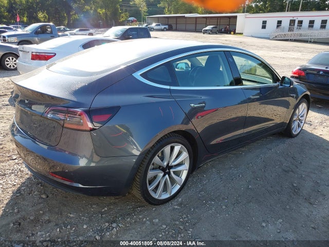 Tesla Model 3 Long Range/mid Range 2018 5YJ3E1EA8JF017718 Image 4