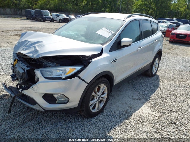 1FMCU0GD2JUA50205 Ford ESCAPE SE