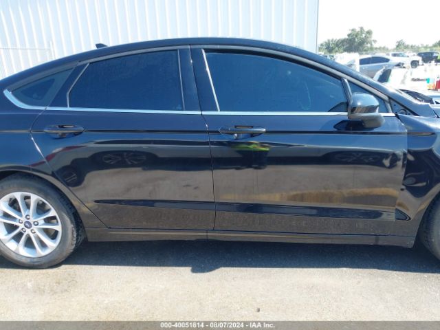 3FA6P0HD0LR187781 Ford FUSION SE