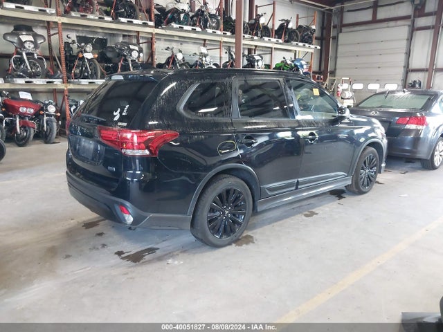 2020 MITSUBISHI OUTLANDER JA4AZ3A35LZ015592 Photo 3