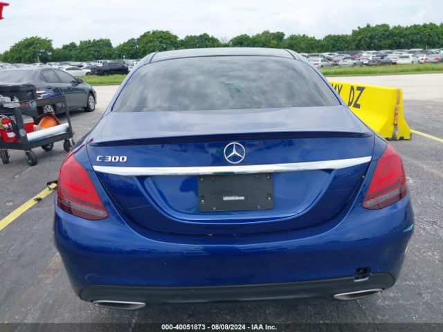W1KWF8DB1MR607390 Mercedes-Benz C 300 Sedan