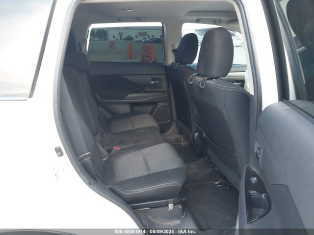 2017 MITSUBISHI OUTLANDER JA4AD3A39HZ041490 Photo 7