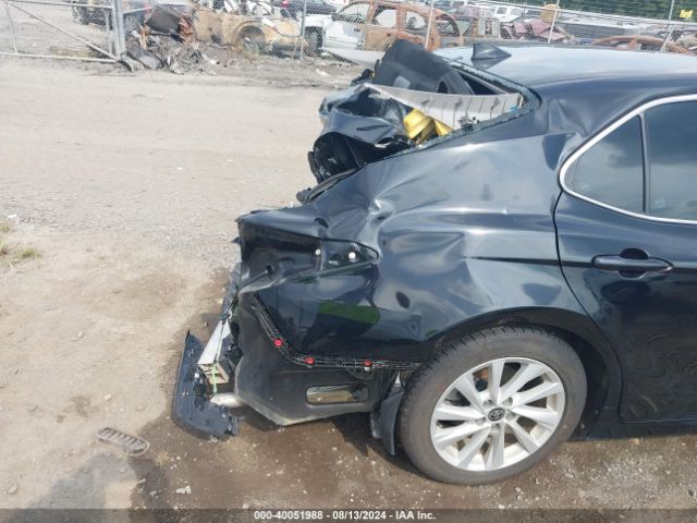4T1C11AK1MU513008 Toyota CAMRY LE