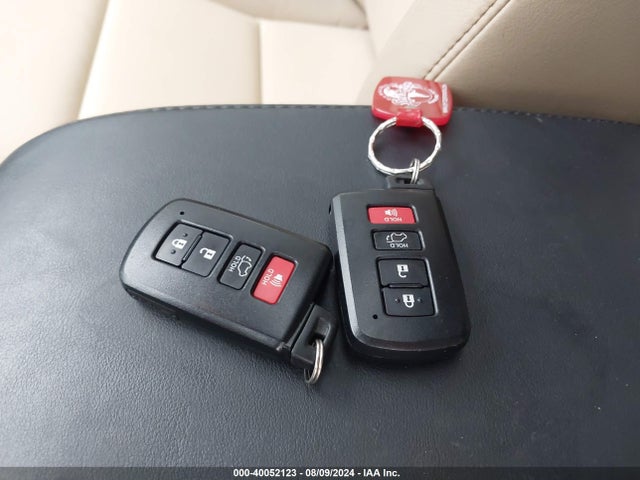 Toyota Rav4 Limited 2015 2T3DFREV2FW249218 Image 11