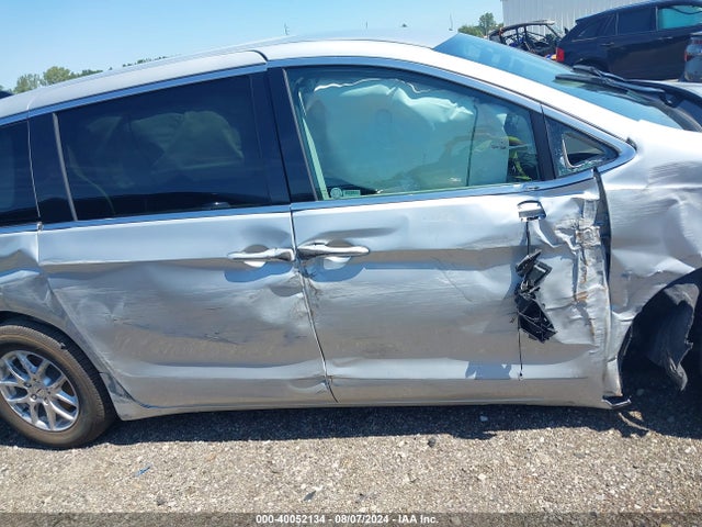 Chrysler Pacifica Touring L 2024 2C4RC1BG2RR145302 Image 13