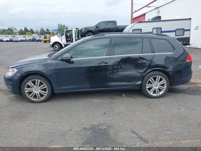 3VWC17AU2GM523562 Volkswagen Golf Sportwagen Tsi Limited Edition