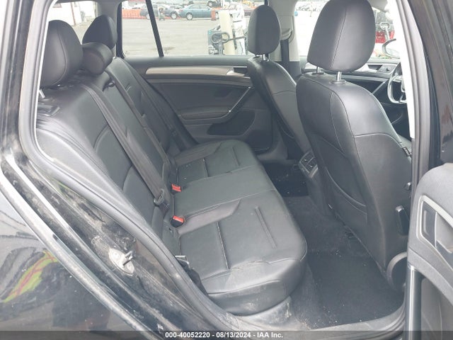 3VWC17AU2GM523562 Volkswagen Golf Sportwagen Tsi Limited Edition