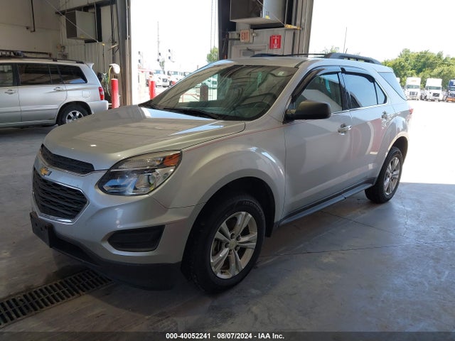 Chevrolet EQUINOX LS 2017 2GNALBEK0H1610957 Image 2