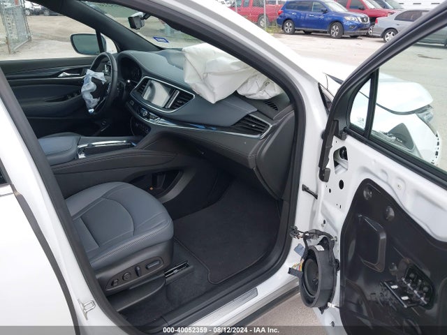 Buick Enclave Premium Awd 2024 5GAEVBKW6RJ129583 Image 5