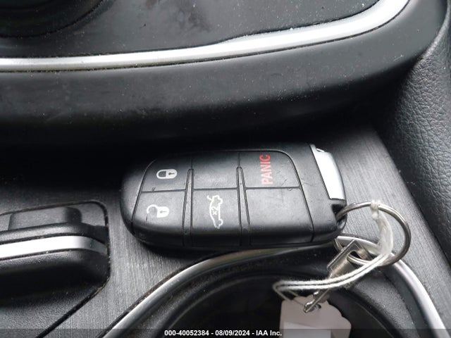 Chrysler 200 Limited 2015 1C3CCCAB6FN612466 Image 11