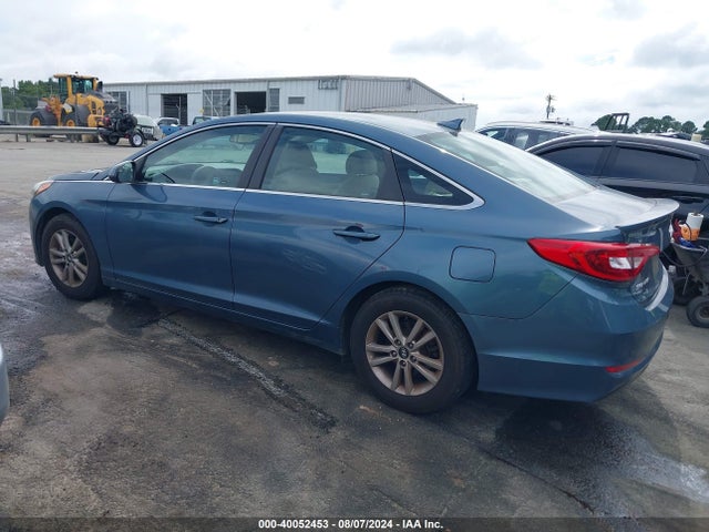 Hyundai SONATA SE 2017 5NPE24AF3HH518354 Image 3