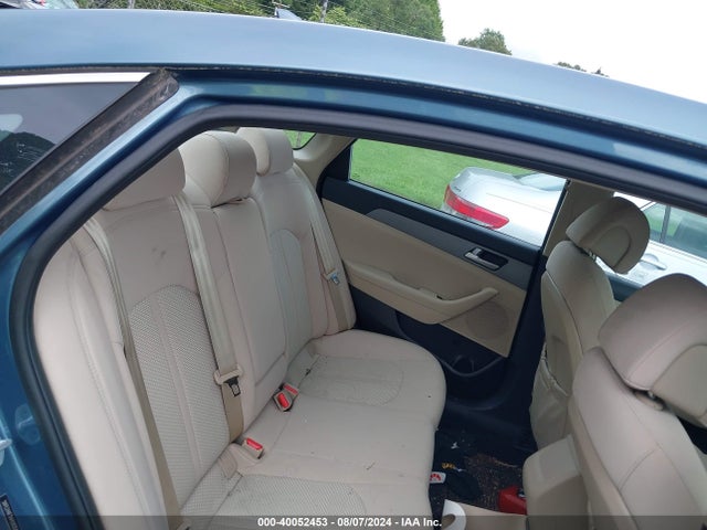 Hyundai SONATA SE 2017 5NPE24AF3HH518354 Image 8