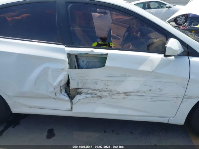 KMHCT4AE3EU705621 Hyundai ACCENT GLS