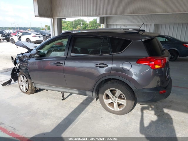 Toyota Rav4 Xle 2015 JTMWFREV4FJ035290 Image 14