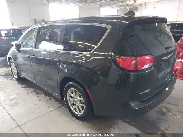 2C4RC1CG2PR597388 Chrysler Voyager Lx