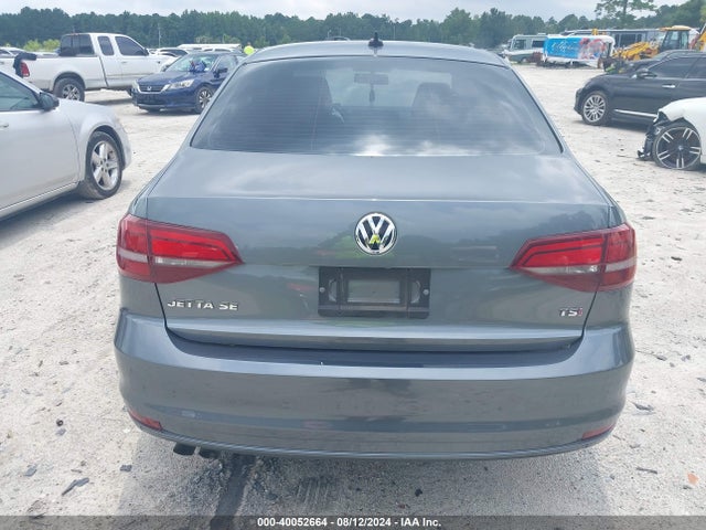 3VWDB7AJ4JM239297 Volkswagen Jetta 1.4t Se/1.4t Wolfsburg Edition