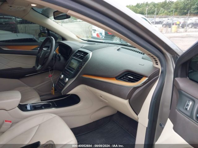 5LMCJ2D99HUL44499 Lincoln MKC SELECT