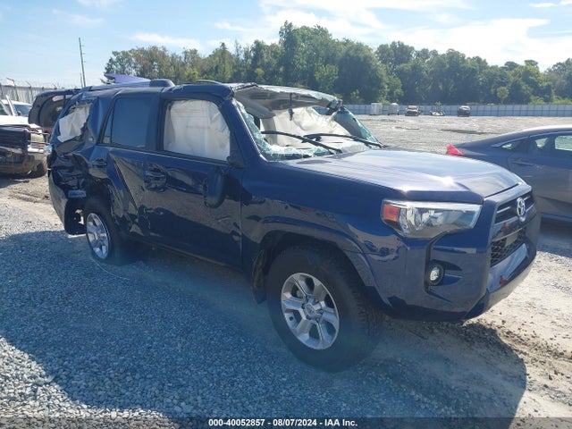 Toyota 4RUNNER SR5 2024 JTEEU5JR8R5308839 головне зображення