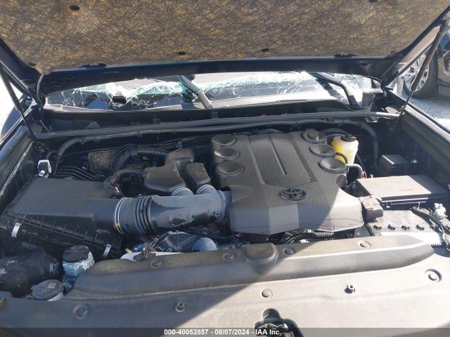 Toyota 4RUNNER SR5 2024 JTEEU5JR8R5308839 Image 10