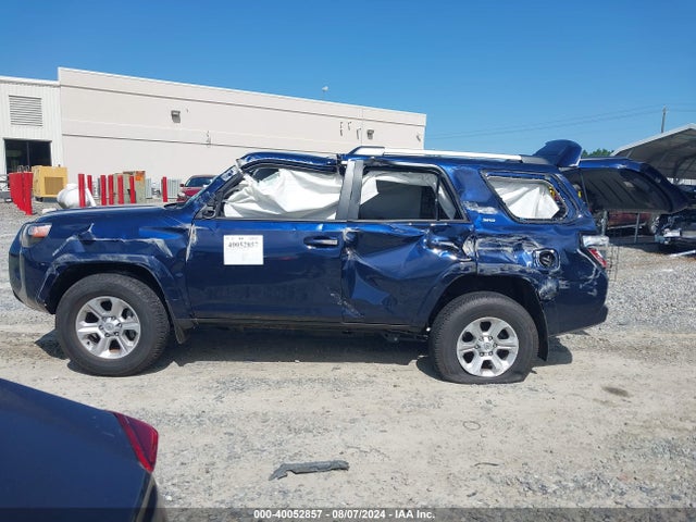 Toyota 4RUNNER SR5 2024 JTEEU5JR8R5308839 Image 14