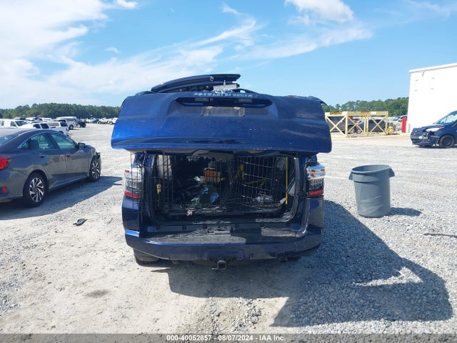 Toyota 4RUNNER SR5 2024 JTEEU5JR8R5308839 Image 16