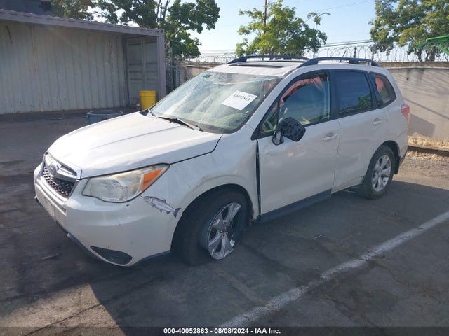 Subaru Forester 2.5i Premium 2015 JF2SJADCXFH441694 Image 2