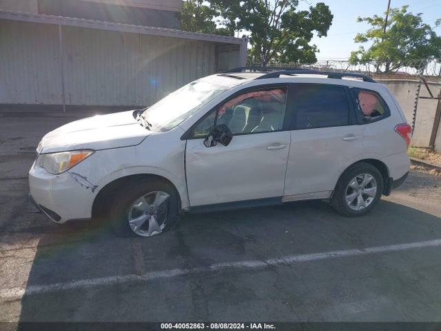 Subaru Forester 2.5i Premium 2015 JF2SJADCXFH441694 Image 6