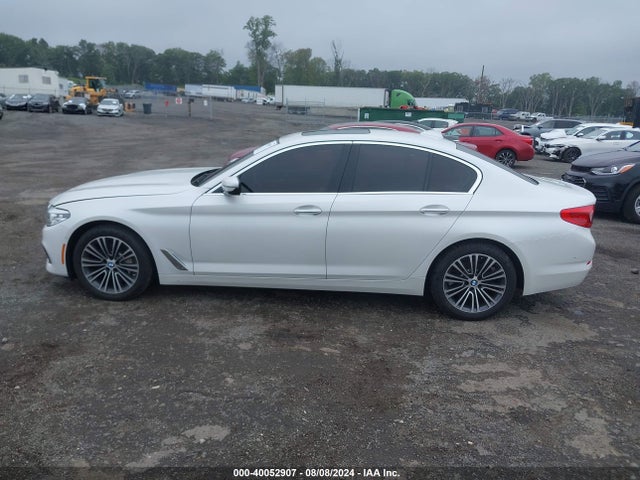 WBAJA7C38HG903822 BMW 530i Xdrive