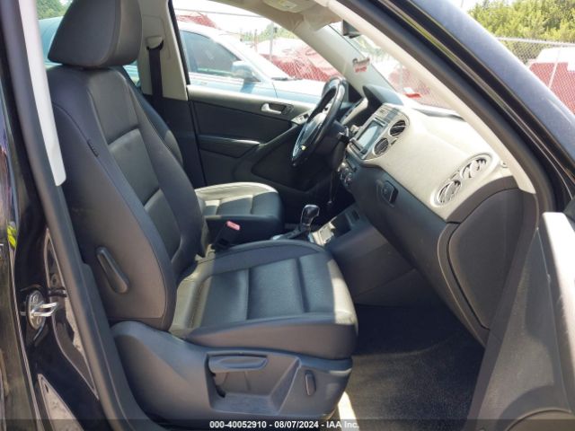 WVGAV7AX5GW516965 Volkswagen TIGUAN SE