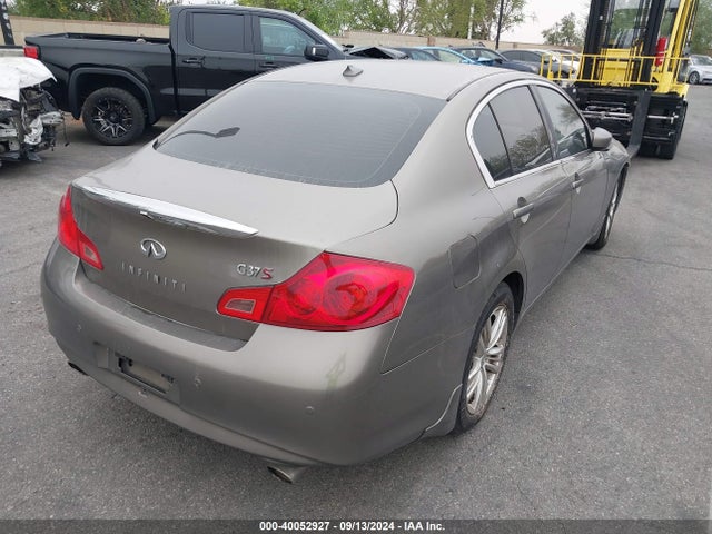 2013 Infiniti G37 Journey მანქანა იყიდება აუქციონზე, vin: JN1CV6APXDM303253, აუქციონის ნომერი: 40052927