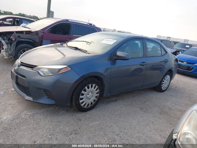 Toyota COROLLA LE 2015 2T1BURHE1FC475026 Image 2
