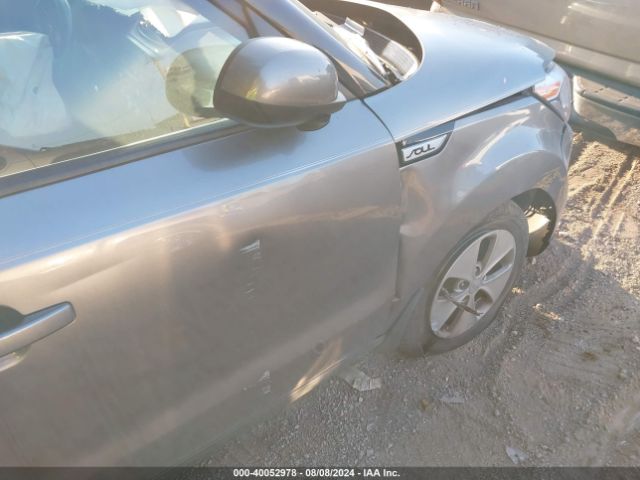 KNDJN2A28G7373287 KIA Soul