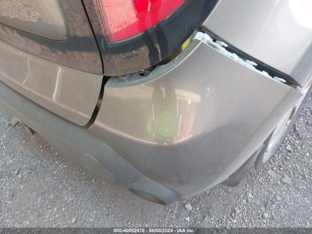 KNDJN2A28G7373287 KIA Soul