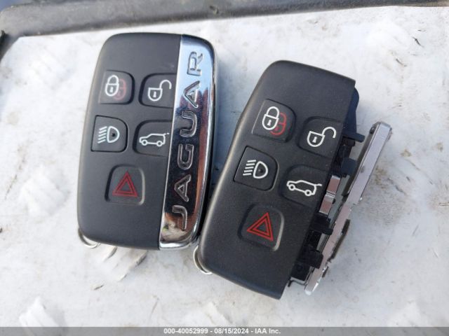 SADCJ2FX1JA267478 Jaguar F-pace 25t Premium