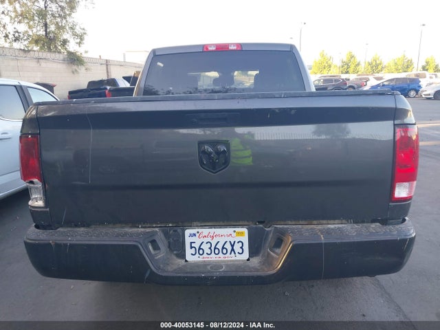 3C6RR6KG7NG187760 RAM 1500 Classic Tradesman  4x2 5'7 Box