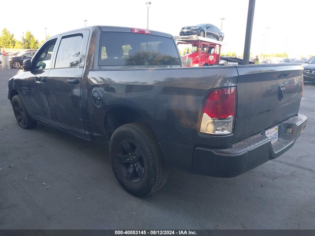 3C6RR6KG7NG187760 RAM 1500 Classic Tradesman  4x2 5'7 Box