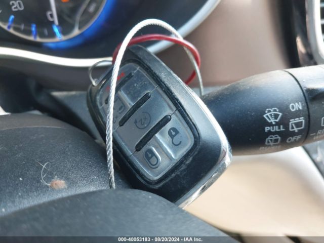 2C4RC1DG2MR523995 Chrysler Voyager Lxi