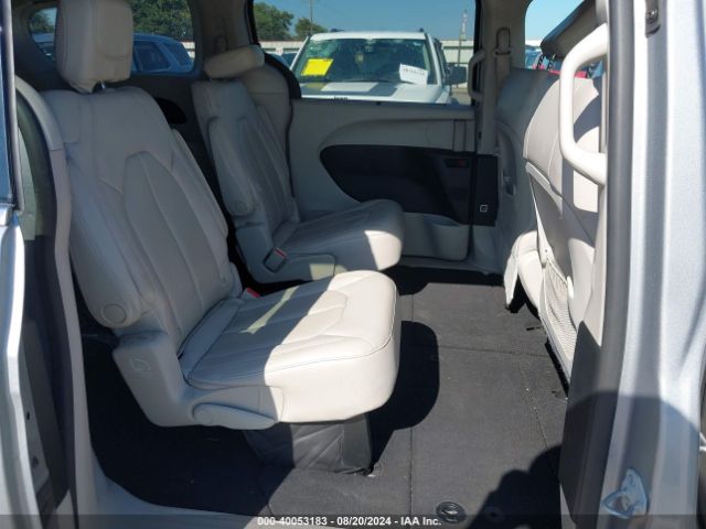 2C4RC1DG2MR523995 Chrysler Voyager Lxi