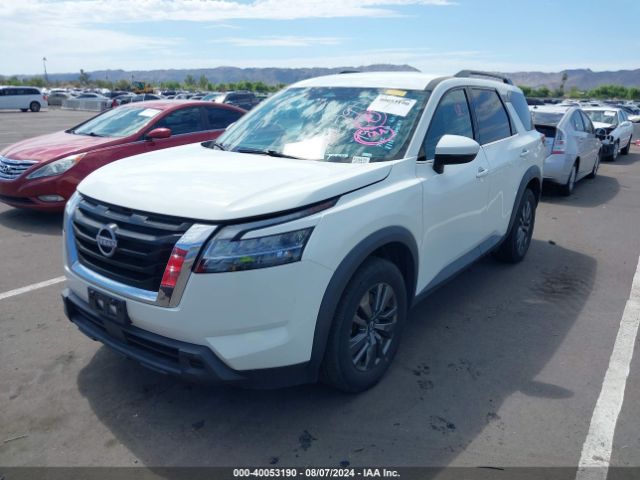 5N1DR3BA2NC213497 Nissan Pathfinder Sv 2wd