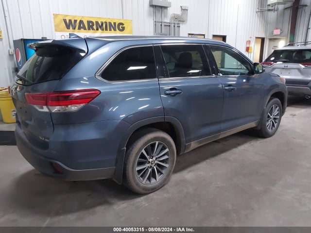 Toyota Highlander Xle 2019 5TDJZRFH2KS928856 Image 4