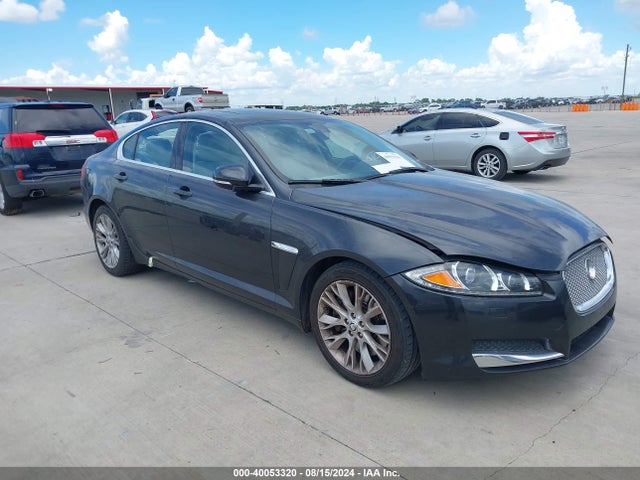2013 JAGUAR XF SAJWA0E7XD8S62484 Photo 0