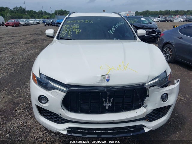 ZN661XUL0HX246715 Maserati Levante