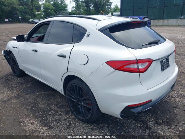 ZN661XUL0HX246715 Maserati Levante