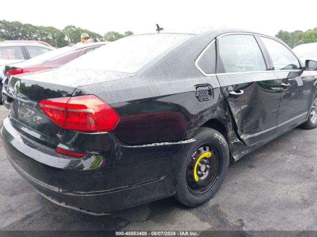 1VWAT7A39GC006396 Volkswagen Passat 1.8t S