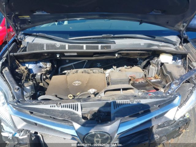 5TDYZ3DC8KS001508 Toyota Sienna Xle 8 Passenger
