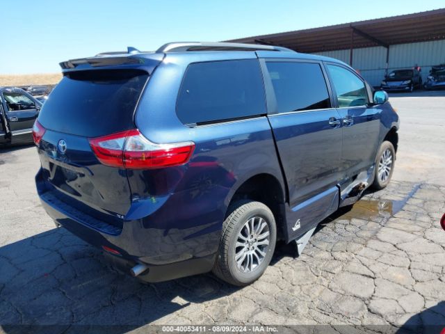 5TDYZ3DC8KS001508 Toyota Sienna Xle 8 Passenger