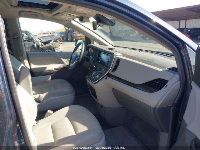 5TDYZ3DC8KS001508 Toyota Sienna Xle 8 Passenger